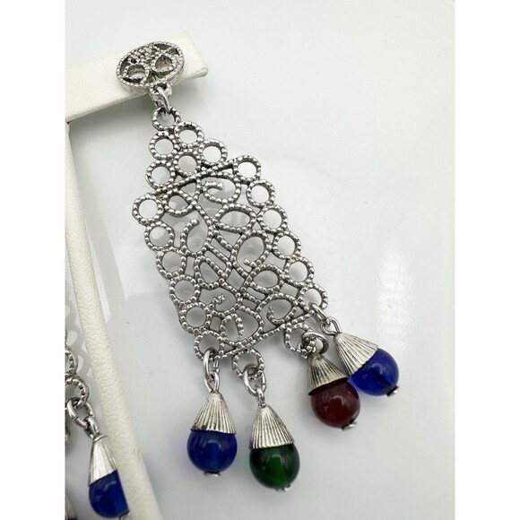 Vintage Silver Crown Trifari Filigree Glass Beaded Clip On Drop Earrings - Picture 5 of 8